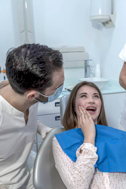 Best Weekend Emergency Dentist in Fruitdale, CA